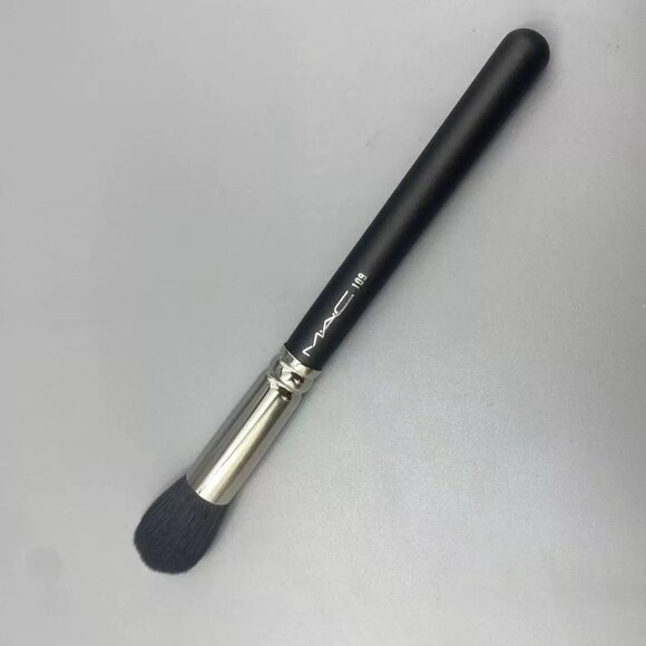 MAC 109 SYNTHETIC SMALL CONTOUR BRUSH - Authentic Brand New - Picture 5 of 5